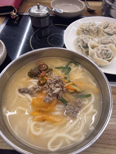 Oryun Myeongdong Kalguksu