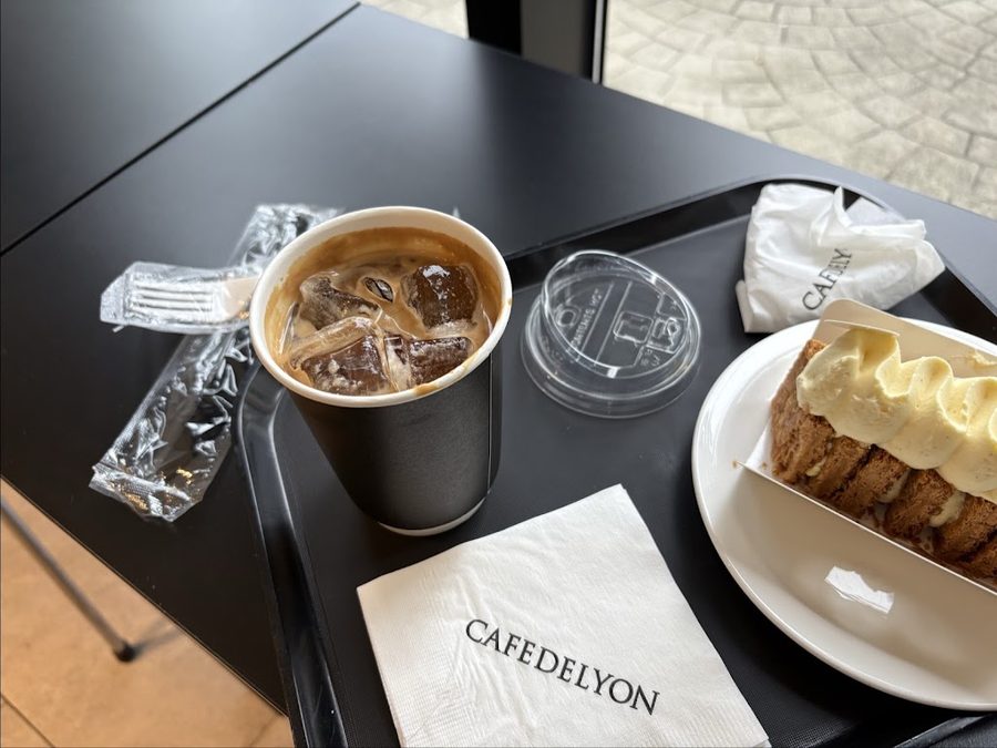 Cafe de Lion Jangchung Branch
