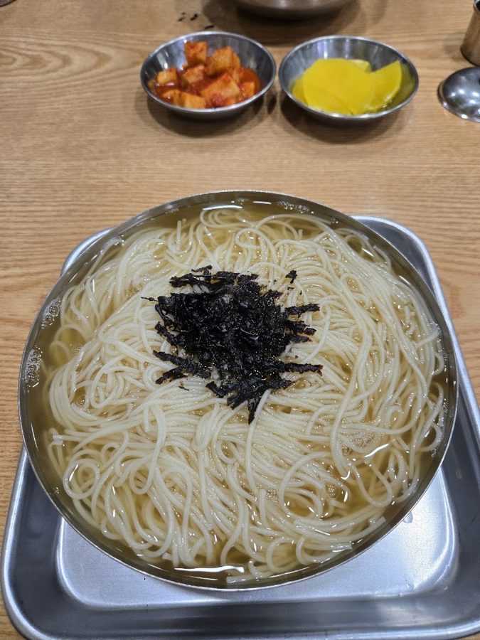 Somunnan Myeongpum Janchi Guksu