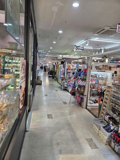 Fineapple Shopping Mall