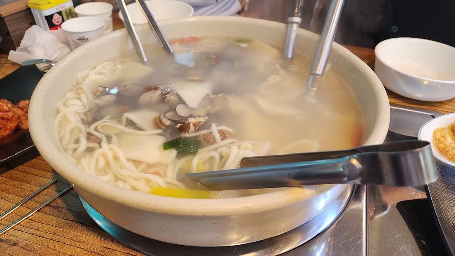 Iga Bajirak Saeng Kalguksu