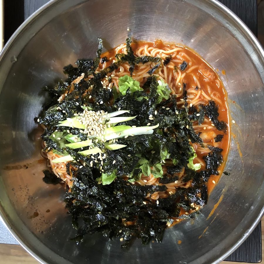Janchi Guksu Yujin Bunsik