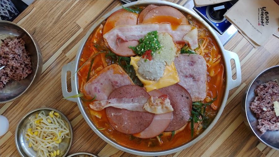Itaery Budae-Jjigae Samseong Branch