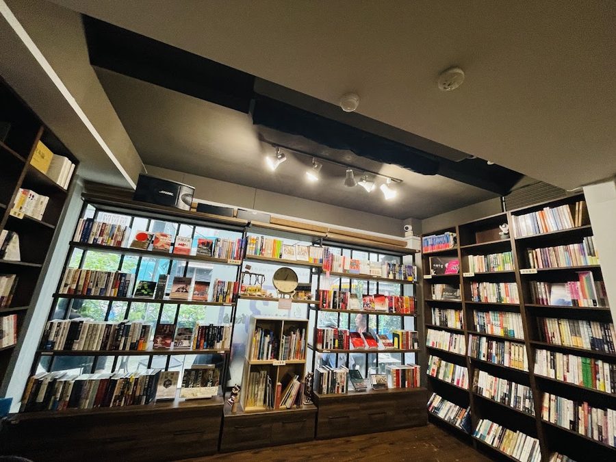 Tò-uat Books x Cafe Philo