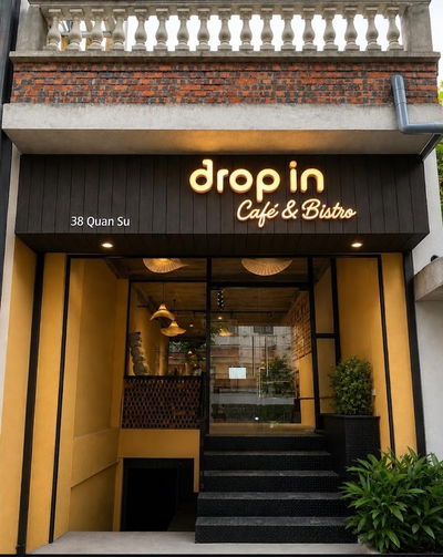 Drop in Cafe & Bistro