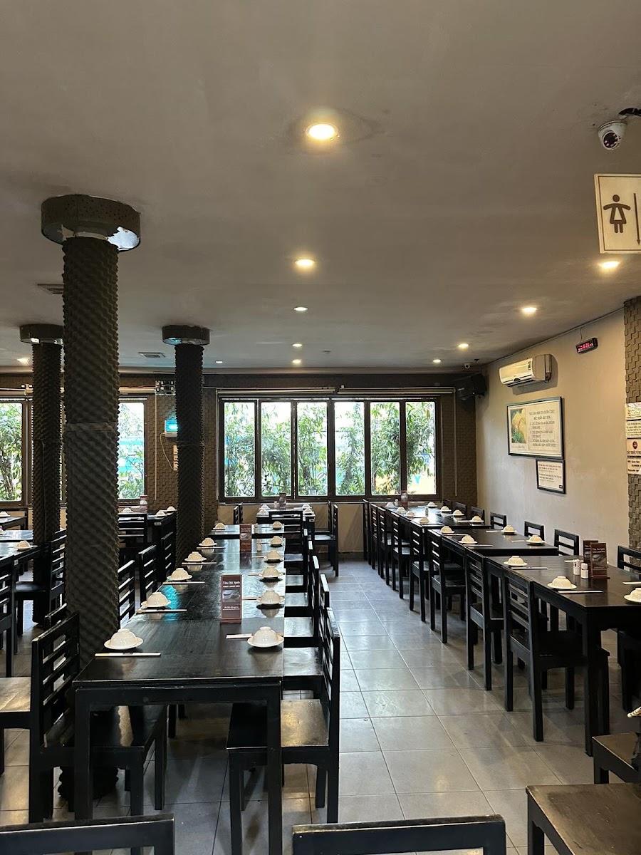 Quan Nem Restaurant
