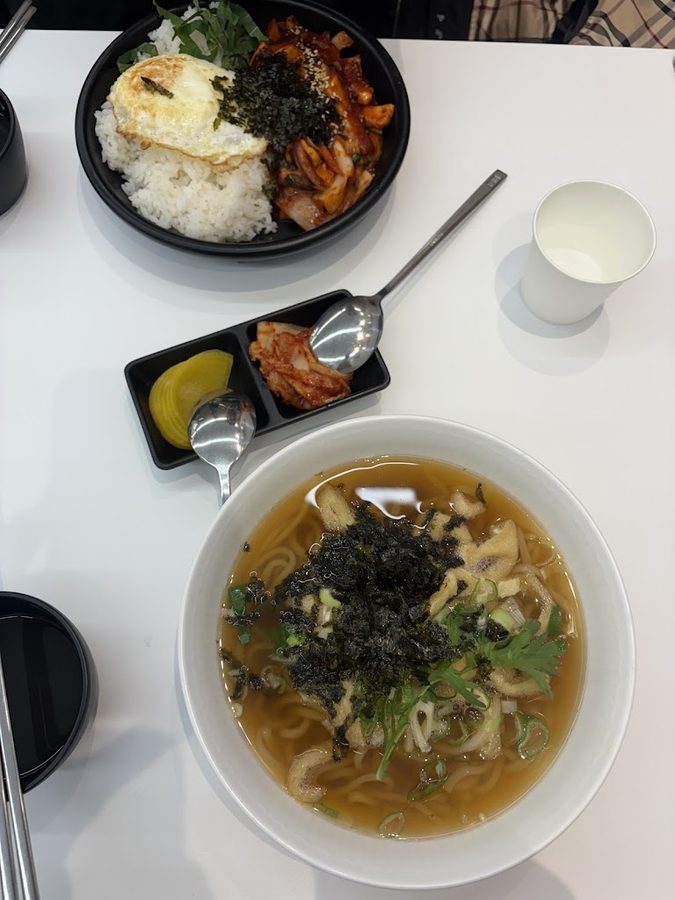 Ssada Gimbap – Yaksu Station (Line 3 & 6)
