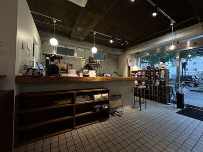 SHELVES COFFEE