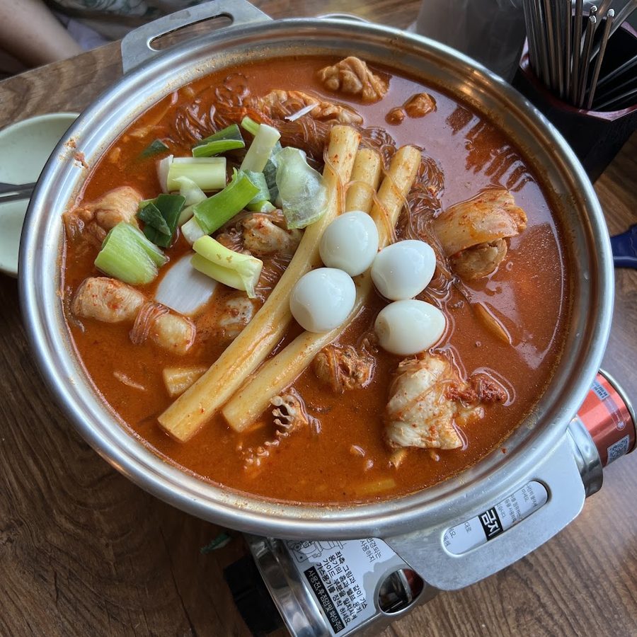 Yetnal Tongdak & Tang