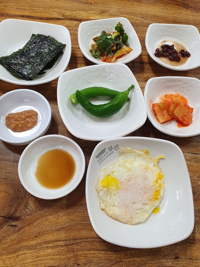 통도야지김치전골