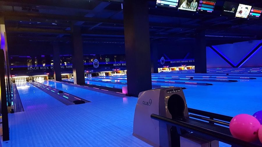 Beach Bowling Alley