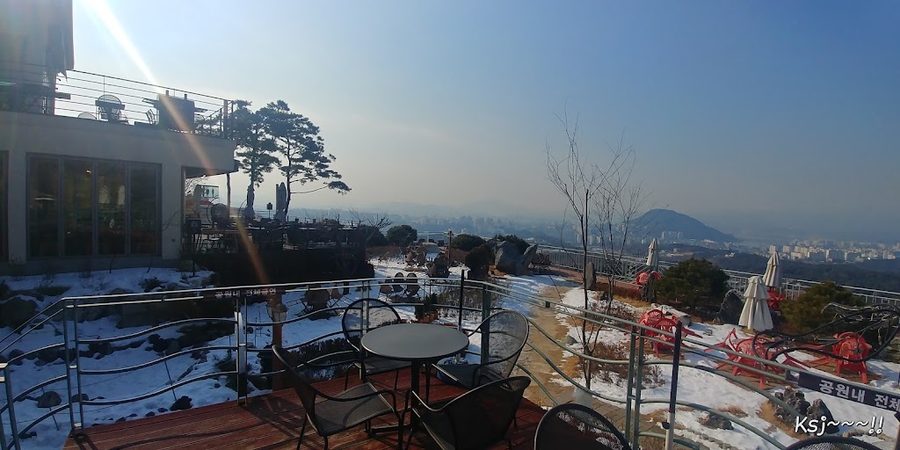 Chuncheon Gubongsan Coffee Shop