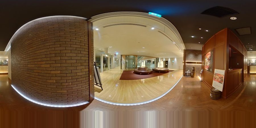 耀い