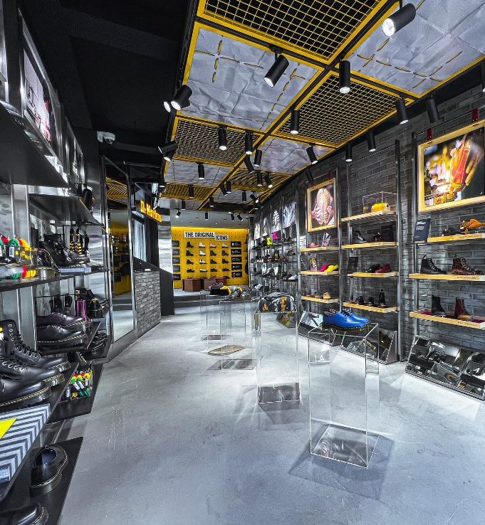 Dr. Martens Samcheong Branch