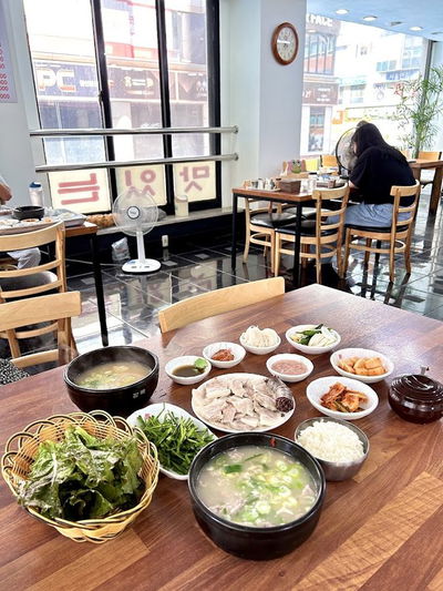 Miryang Dwaeji Gukbap