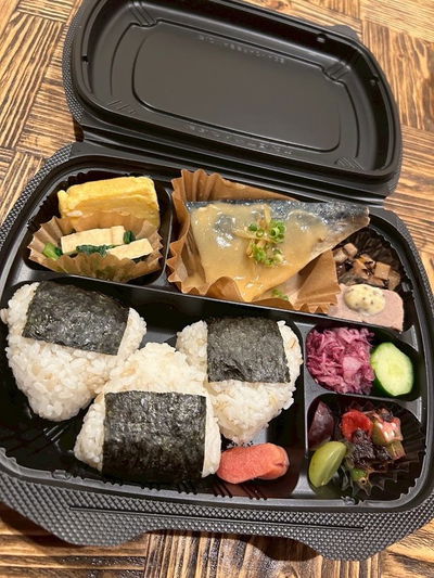 おにぎり こばち こめすけ