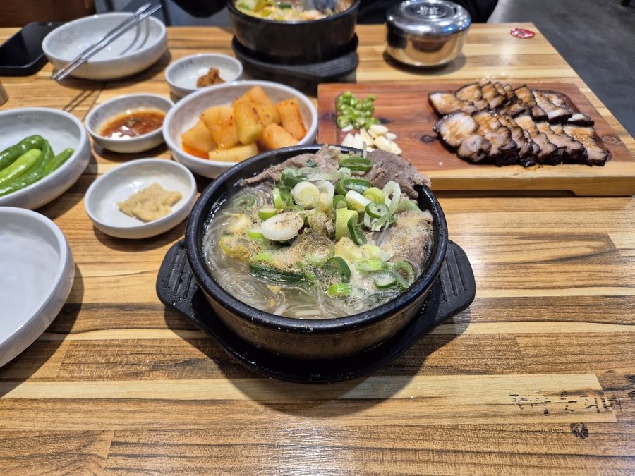 Jeju Eunhuine Haejangguk Munjeong Terra Tower Branch