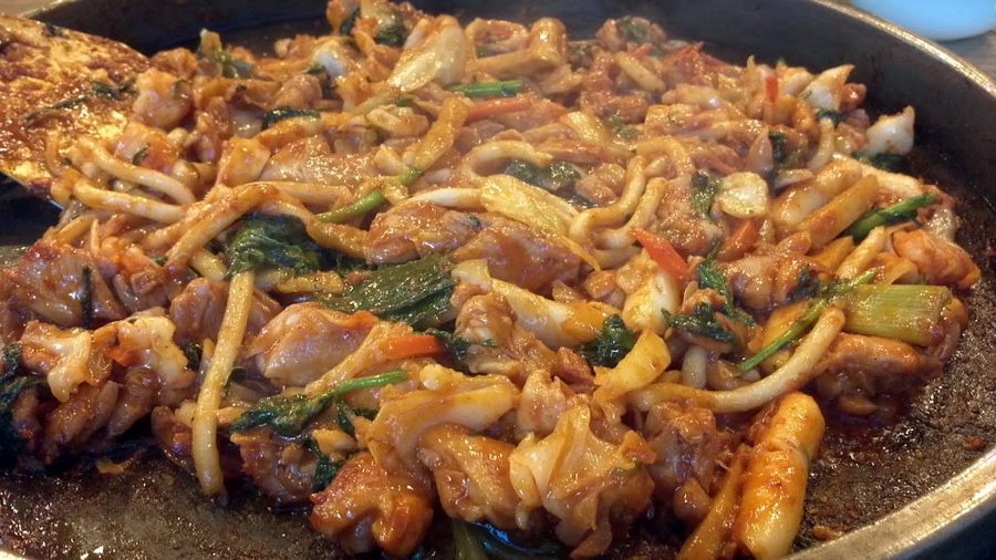 The Mani Dakgalbi Makguksu