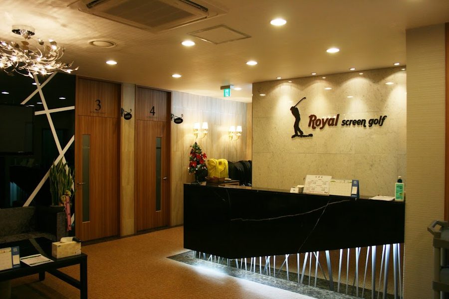 Sinsa Sports Center