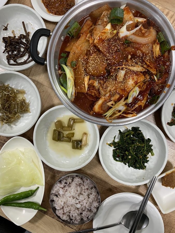 Pyoseon Eochon Restaurant