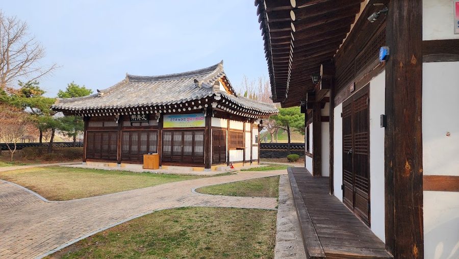 Munjeongheon