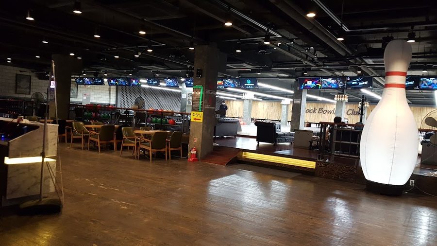 Jeongseok Bowling Center