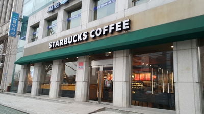 Starbucks Seokchon Station