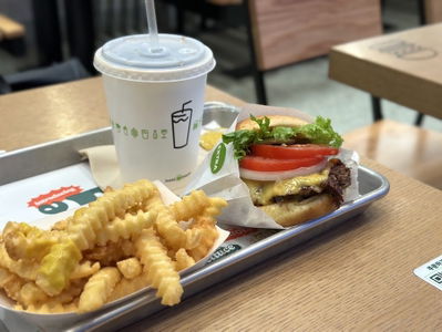 Shake Shack Incheon Airport T2