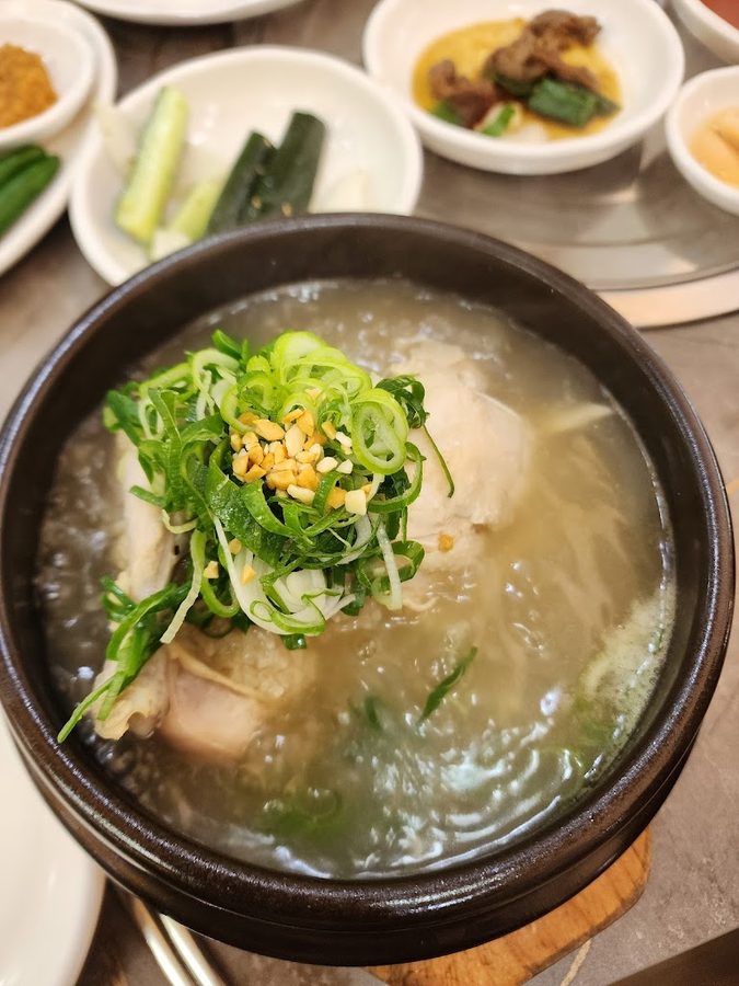 Baekdubong Samgyetang