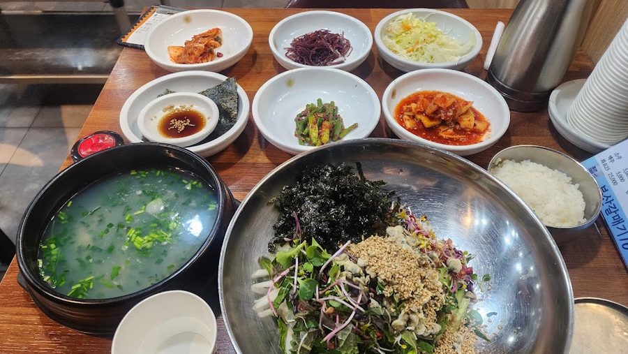 Chorokseom Miyeok