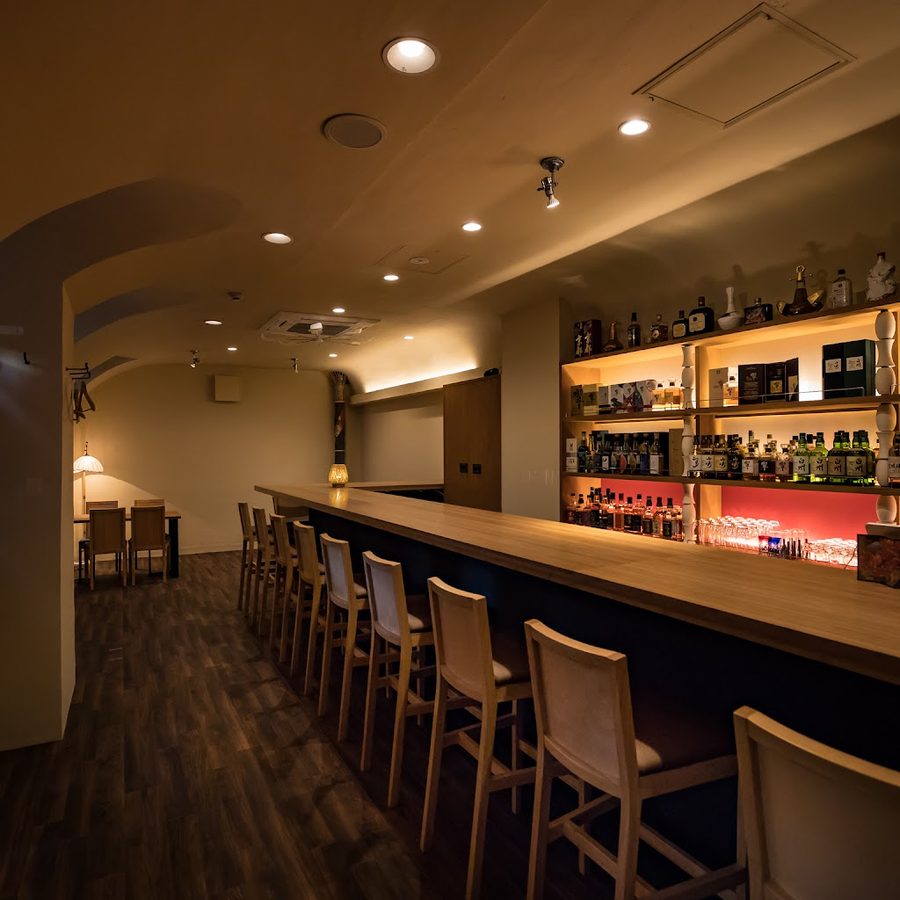 Seven & Seven Bar