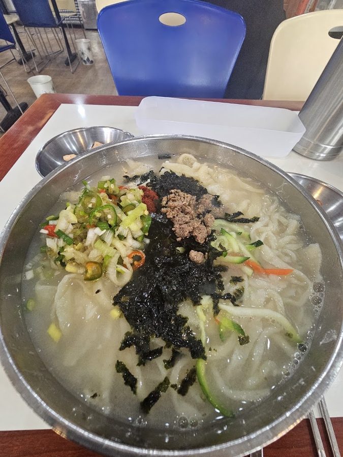 Byeolmi Son Kalguksu