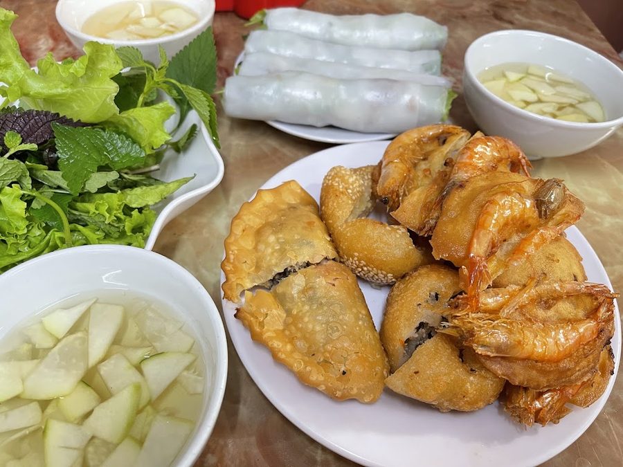 Cửa hàng bánh gối Lý Quốc Sư
