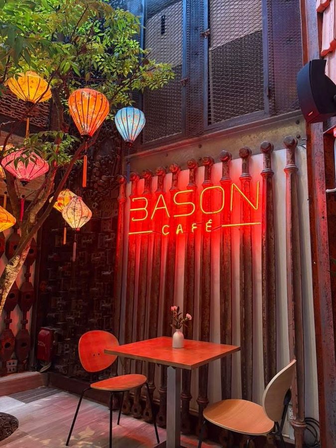Basshon Cafe