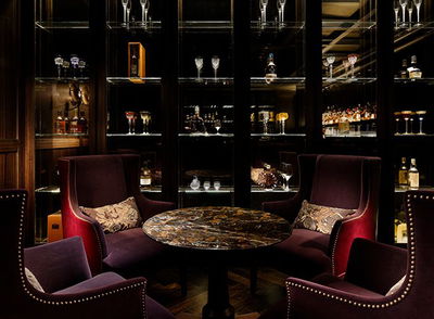 Royal Bar