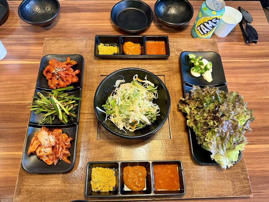 Eomcheongnan Jokbal