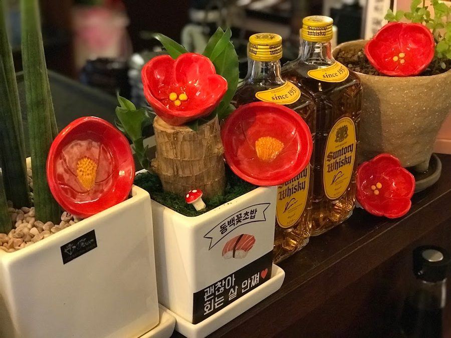 Dongbaekkkot Sushi