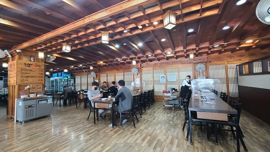 Tobakine Miryang Dwaeji Gukbap