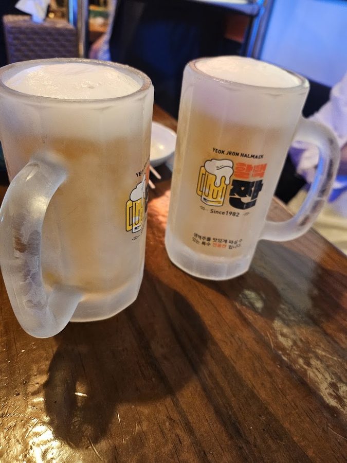 Yeokjeon Halmeoni Beer Cheonho Branch