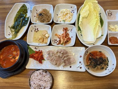 Vega Bossam Hongdae Branch
