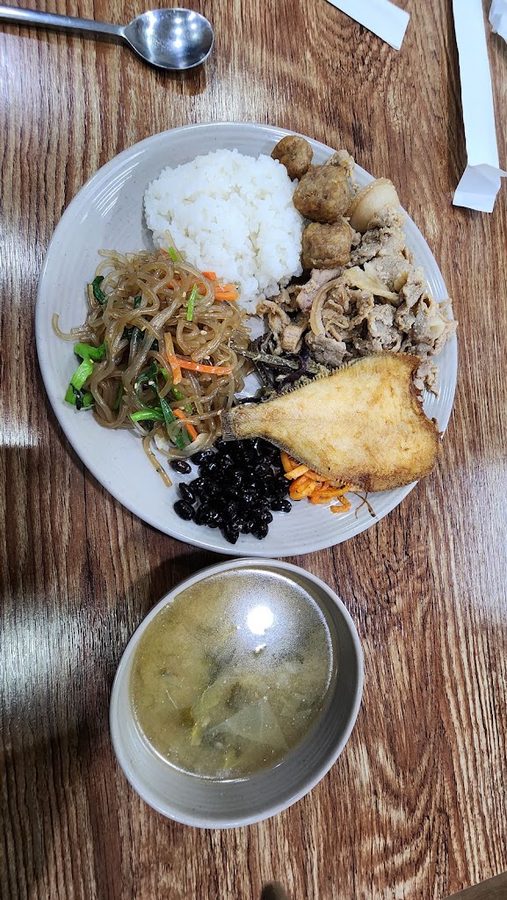 Jeonggwan Bapdoduk