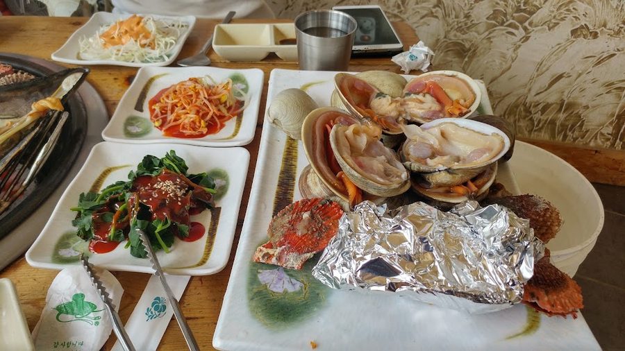 Somnunan Clam Grill and Kalguksu