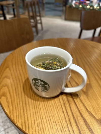 Starbucks Daegil Tower Branch