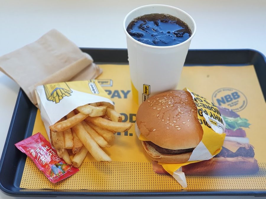 No Brand Burger Yeonsinnae Station Branch