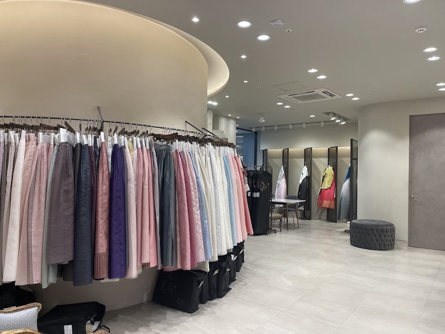 Mary & Boutique