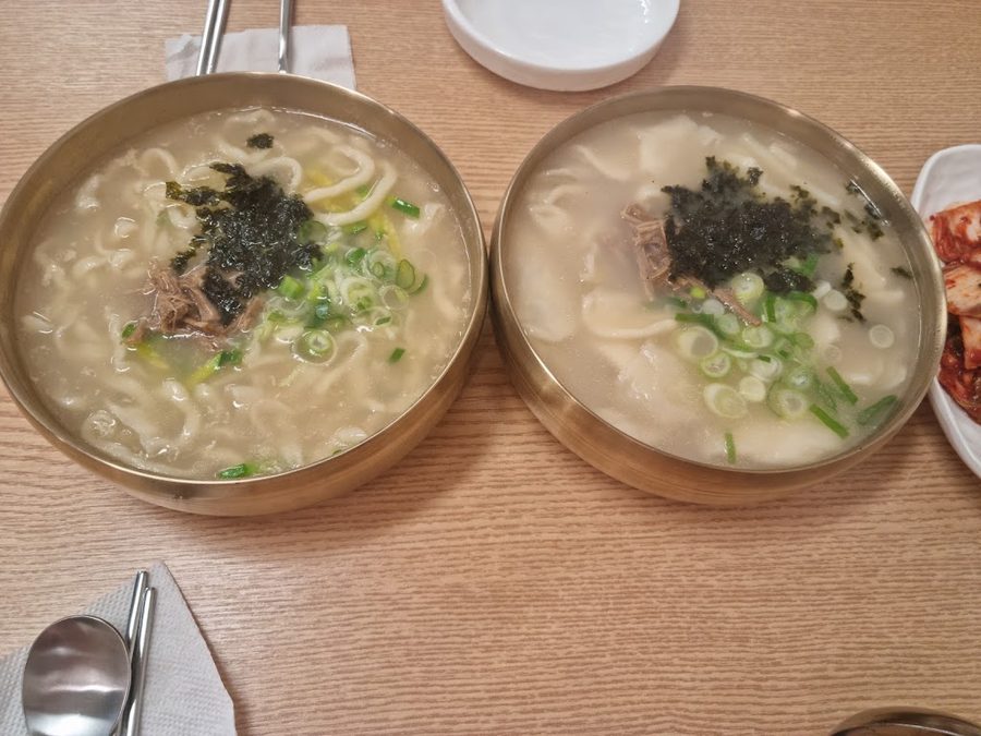 뜰안 손칼국수 수제비