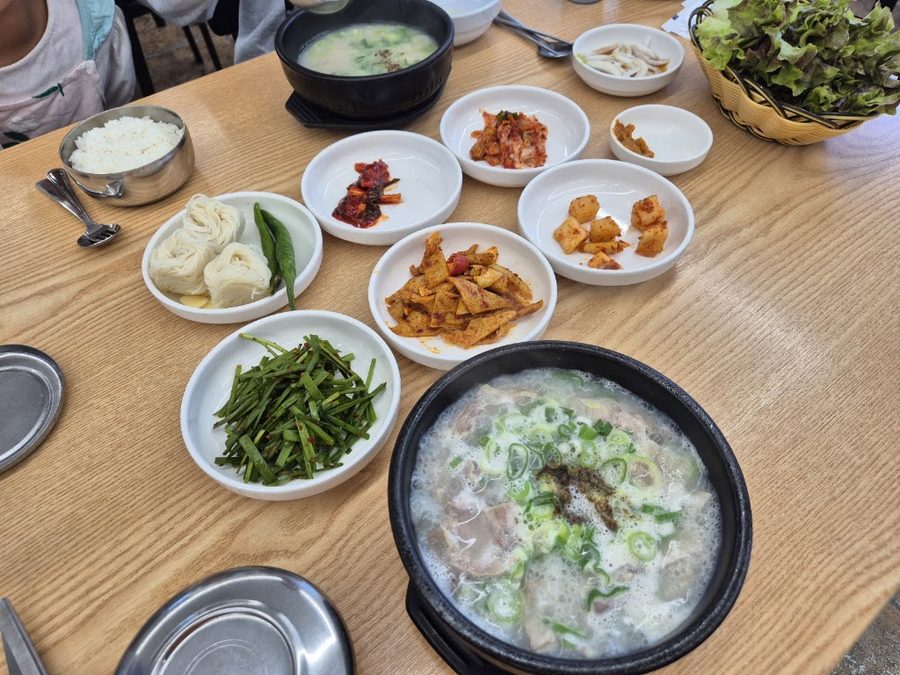 Solbat Dwaeji Gukbap