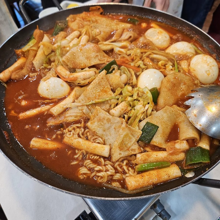 Deulgukhwa Tteokbokki