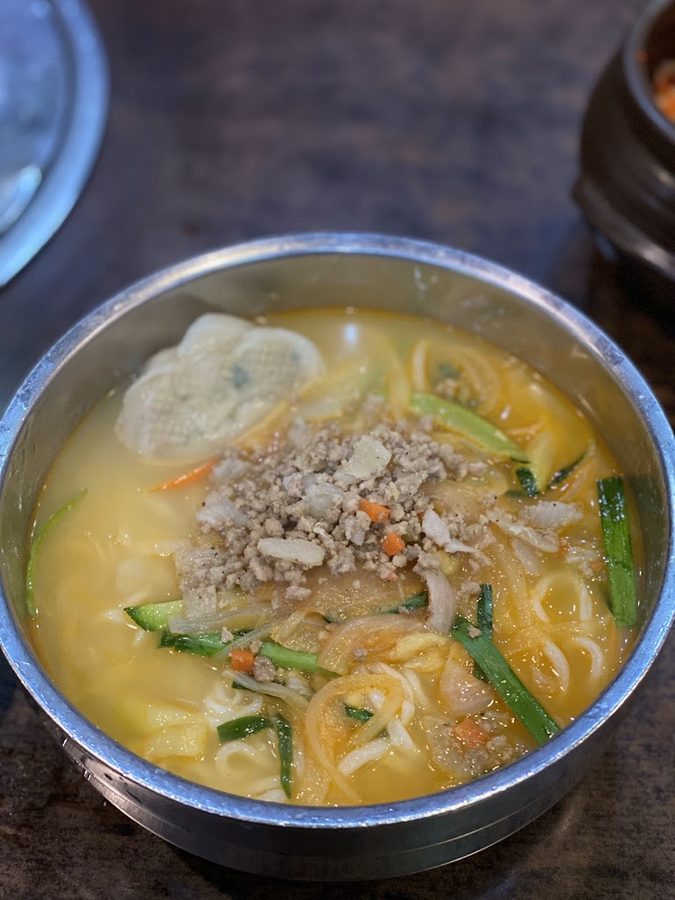 Myeongdong Kalguksu Seoul Station Branch