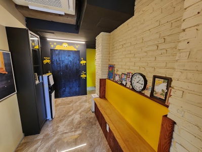 DeepThinker Escape Room